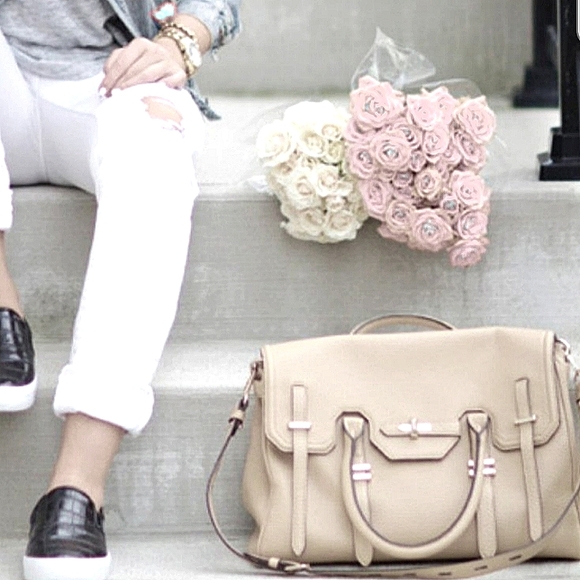 Rebecca Minkoff Jules Satchel White Leather Crossbody Handbag Rose Gold Hardware - Picture 5 of 16